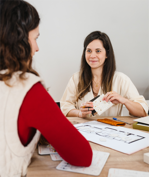 Explorez les différentes options d’aménagement - seul, en famille ou avec vos clients.